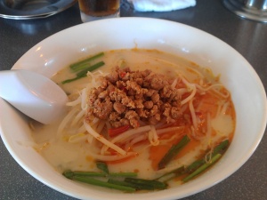 豚骨台湾ラーメン